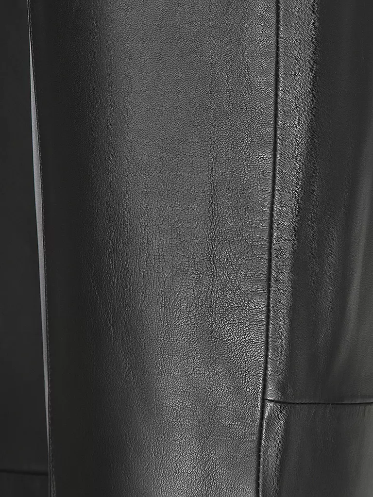 IN WEAR | Lederhose KAMAIW | Negro