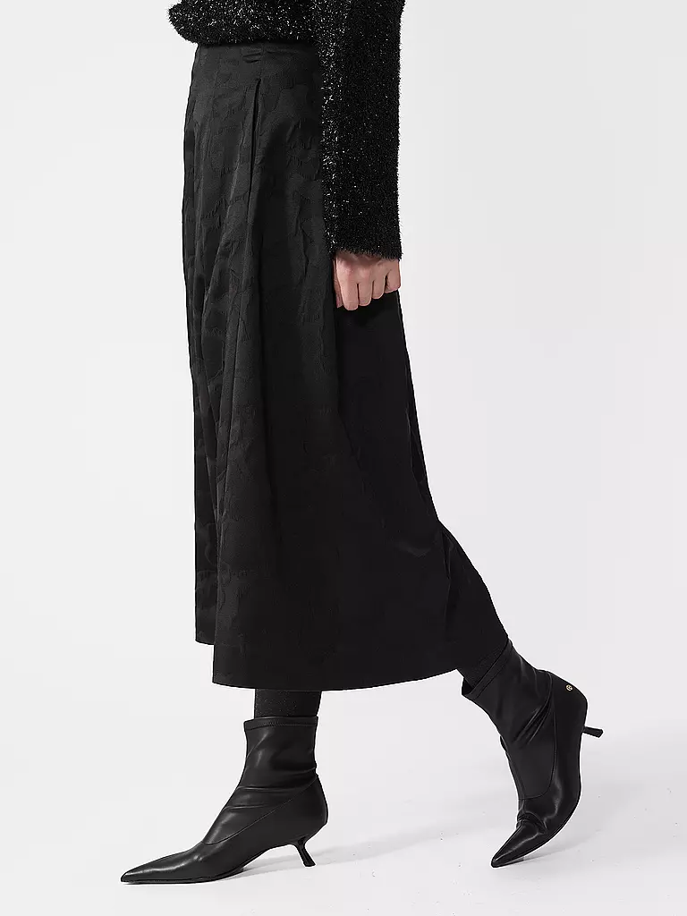 IN WEAR | Midirock YANAHIW | Negro