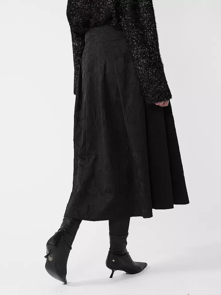 IN WEAR | Midirock YANAHIW | Negro