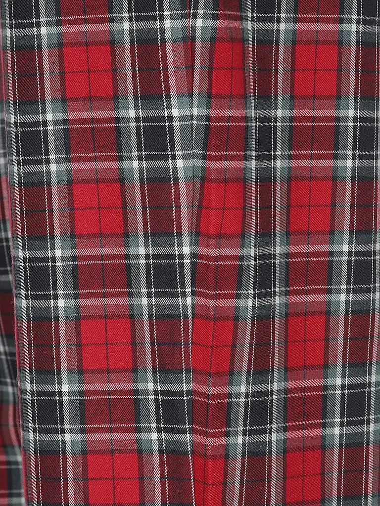 ISA | Nombre del producto: Pijama
Marca: ISA
Color: rojo
Categorías: Moda, Hombre

Largo de manga: Manga larga
Material: Algodón
Forma del cuello: Cuello de solapa
Diseño: Cuadros
Detalles: Bolsillos insertados | Rojo