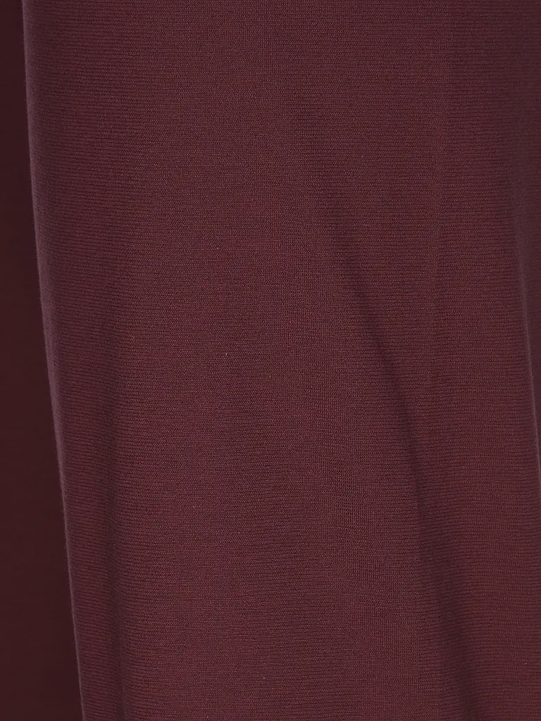 ISA | Nombre del producto: Pijama | 