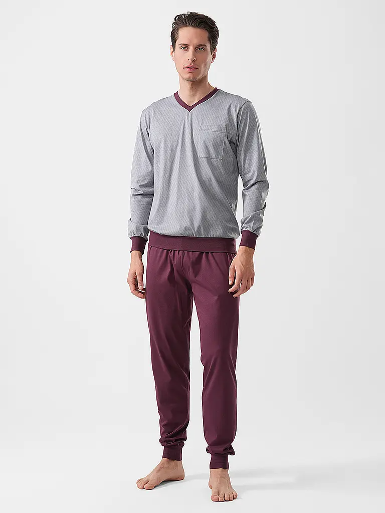 ISA | Nombre del producto: Pijama | Rojo oscuro