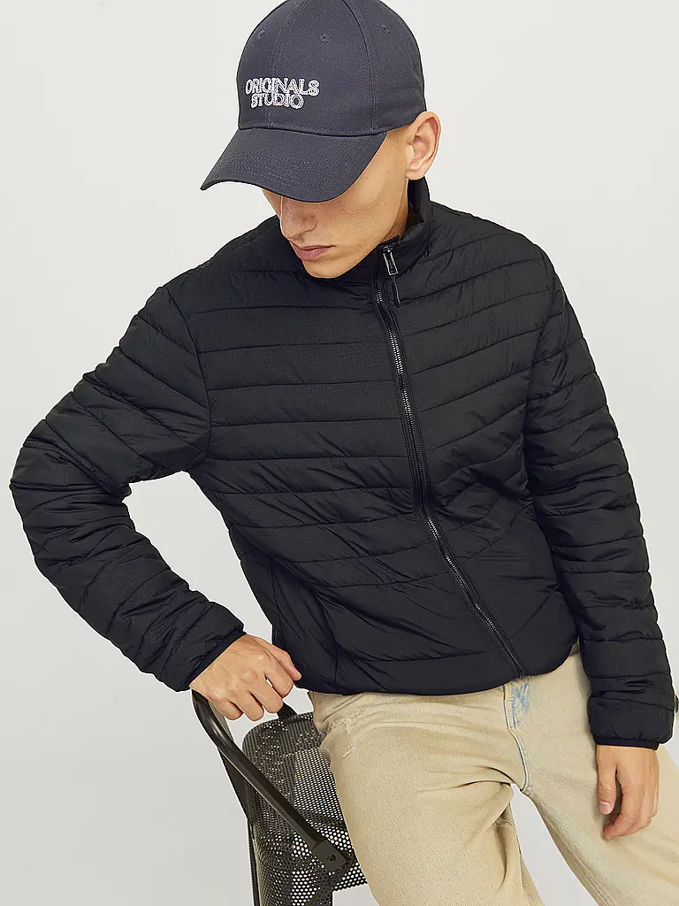 JACK & JONES | Chaqueta acolchada ligera JJESTATE | Negro