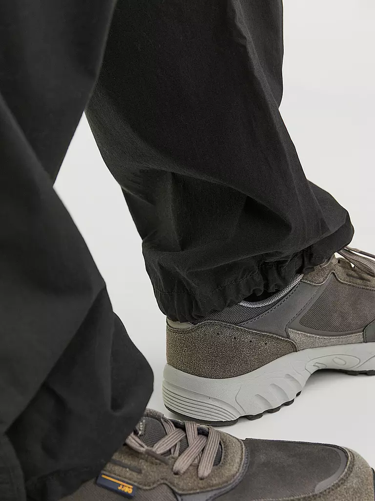 JACK & JONES | Jogginghose JPSTPARACHUTE JJPANT | Negro