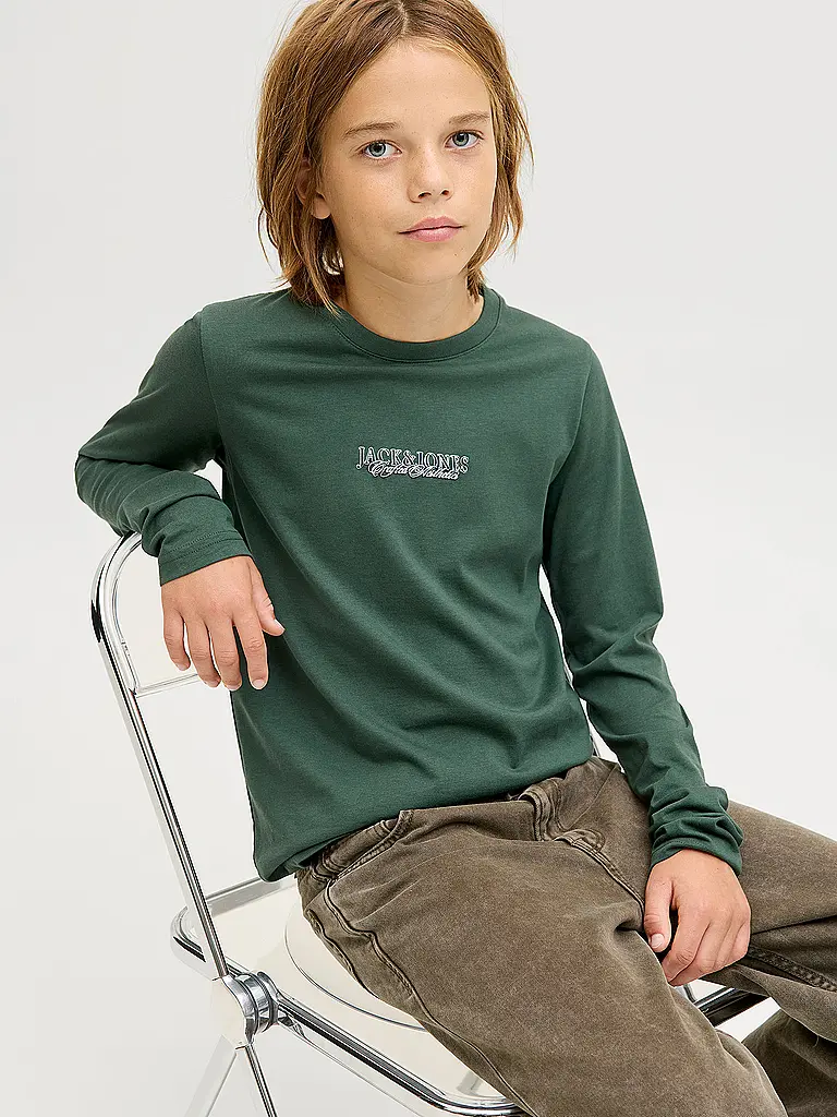 JACK & JONES | Produktname: Camiseta de manga larga para niño JORBLEECKER
Marke: JACK & JONES
Farbe: verde oscuro
Kategorien: Moda,Niños,Niños

Ärmellänge: Manga larga
Ausschnitt: Cuello redondo
Material: Jersey,Algodón
Musterung: Liso
Passform (Oberbekleidung): R | 