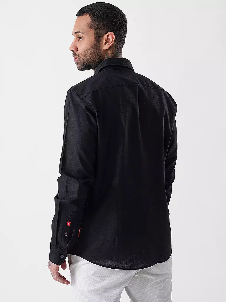 JOOP | Camisa Slim Fit HANSON
Marca: JOOP
Color: negro
Categorías: Moda, Hombre

Largo de manga: Manga larga
Material: Lino, Algodón
Forma del cuello: Cuello Kent
Diseño: Liso
Corte (Prenda superior): Slim
Estilo: Smart Business
Detalles: Jaspeado | Negro