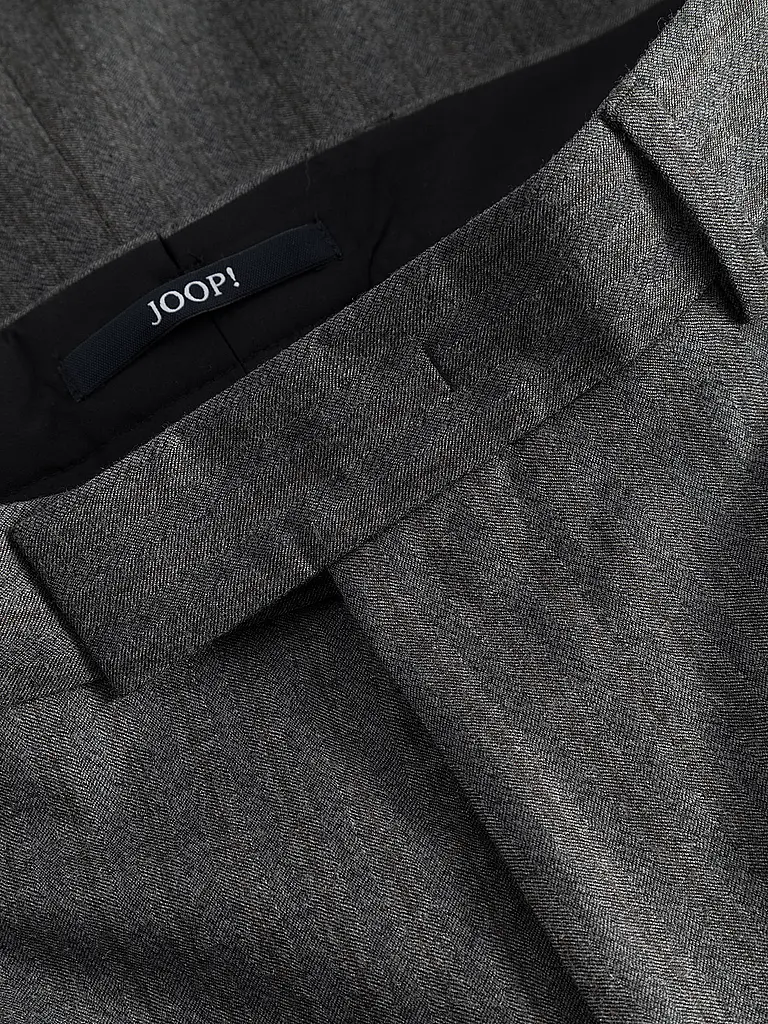 JOOP | Traje Slim Fit HEAZY-RENNET
Marca: JOOP
Color: gris
Categorías: Moda, Hombre

Estilo: Smart Business | 