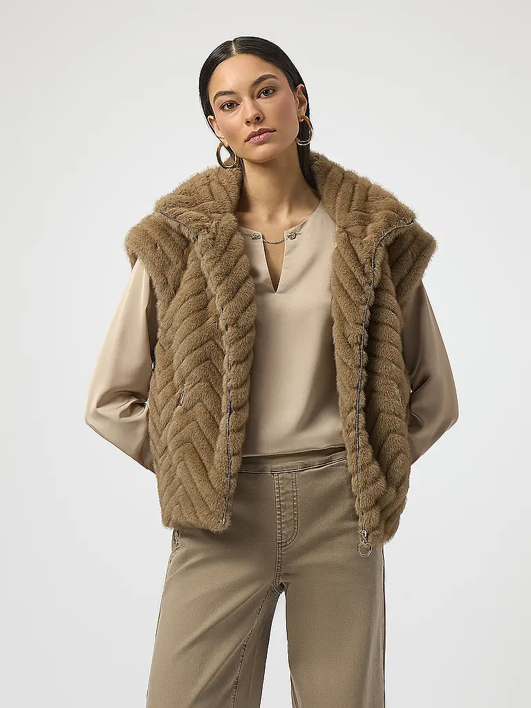 JOSEPH RIBKOFF | Chaleco con aspecto de piel | 