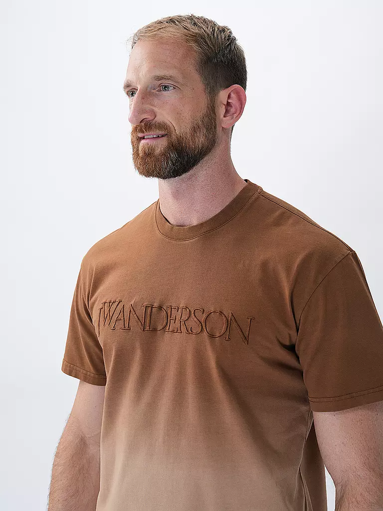 JW ANDERSON | Camiseta LOGO GRADIENT TEE | 