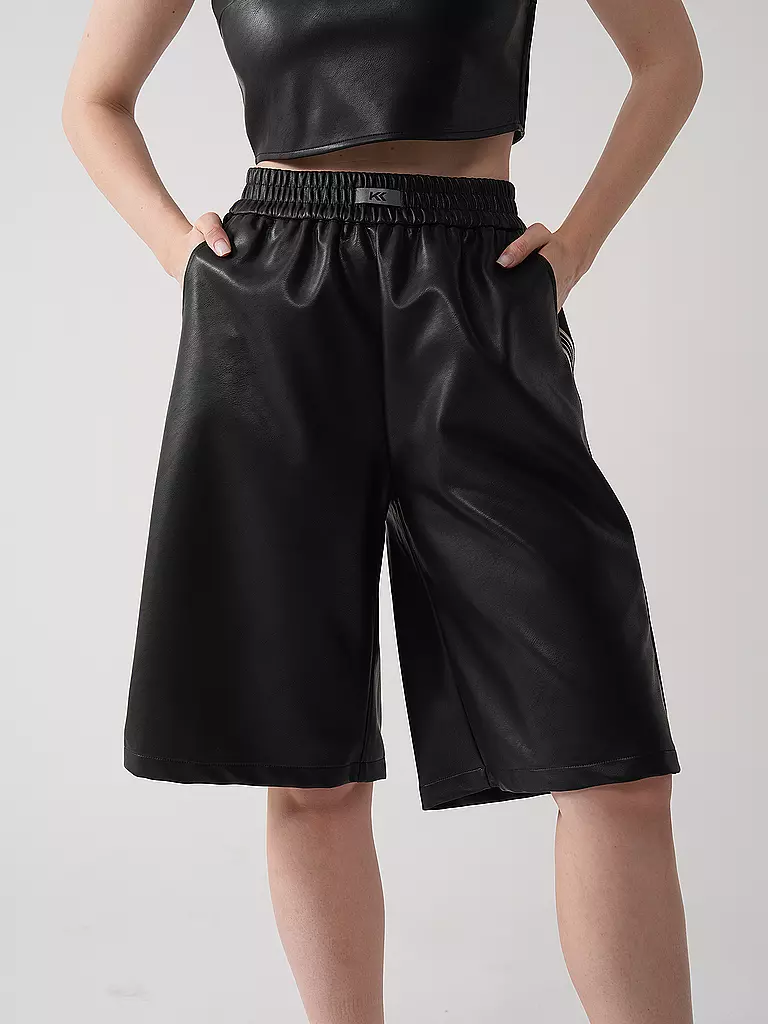 KARO KAUER | Shorts con aspecto de cuero | Negro