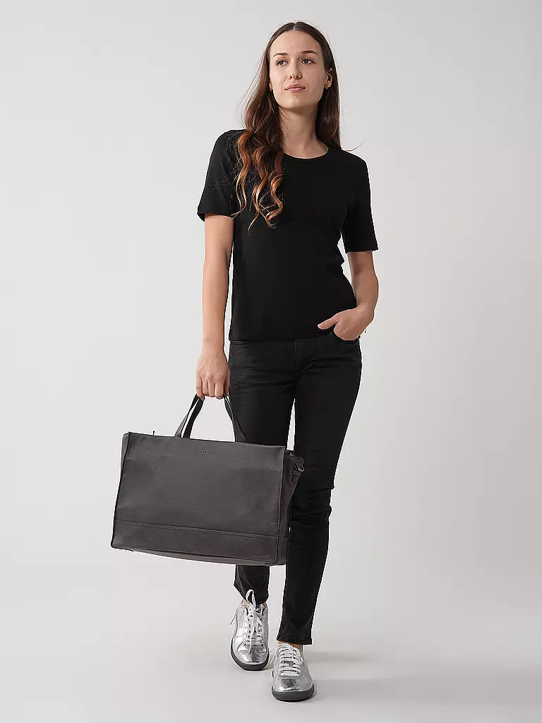 KATESTORM | Camiseta | Negro