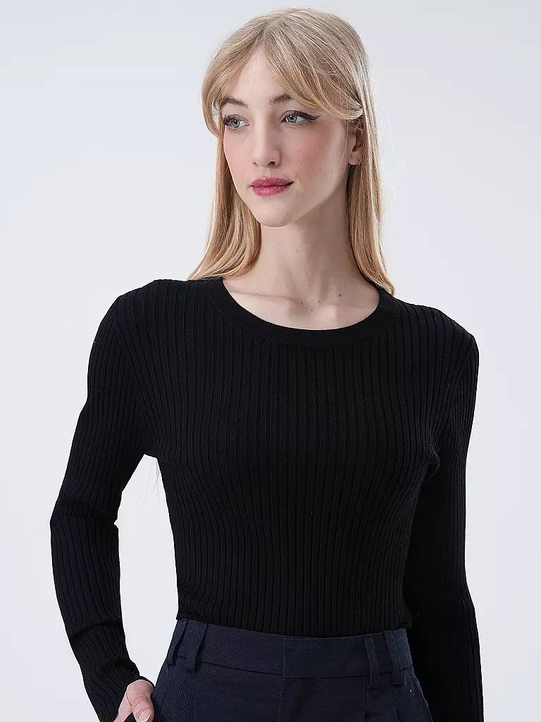 KATESTORM | Suéter | Negro