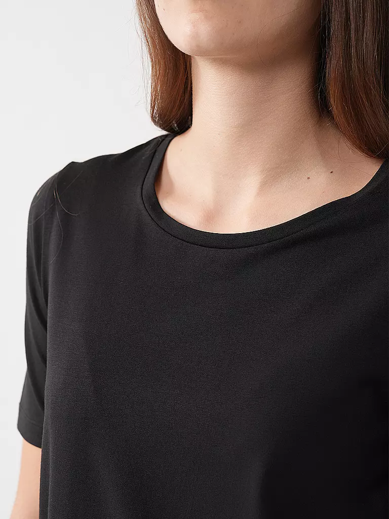 KATESTORM | T-Shirt  | Negro