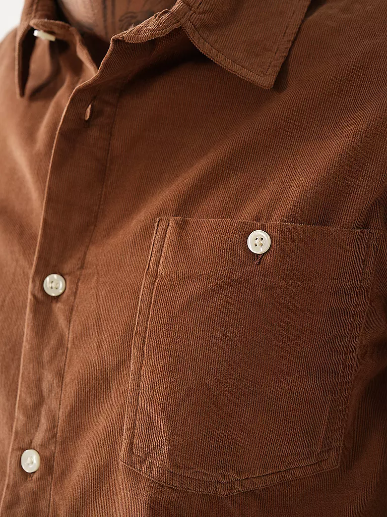 KNOWLEDGE COTTON APPAREL | Camisa de corte regular | Camel