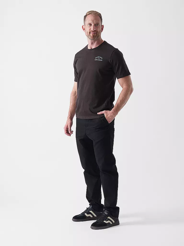 KNOWLEDGE COTTON APPAREL | Camiseta BACKPRINT CAMP LIFE | Marrón