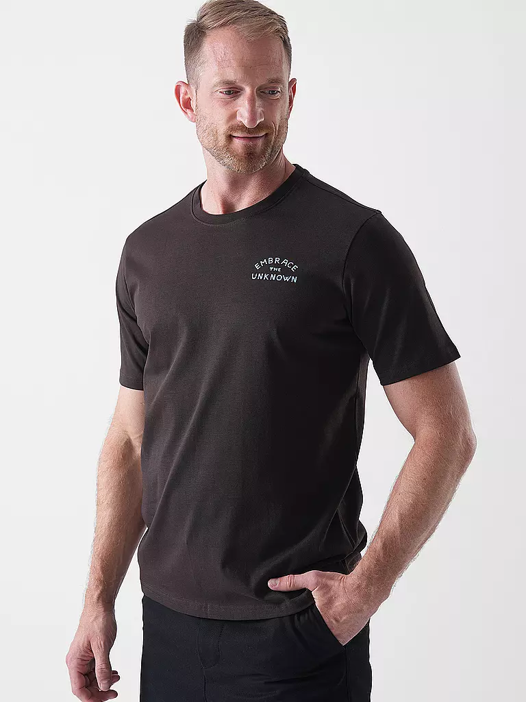 KNOWLEDGE COTTON APPAREL | Camiseta BACKPRINT CAMP LIFE | 