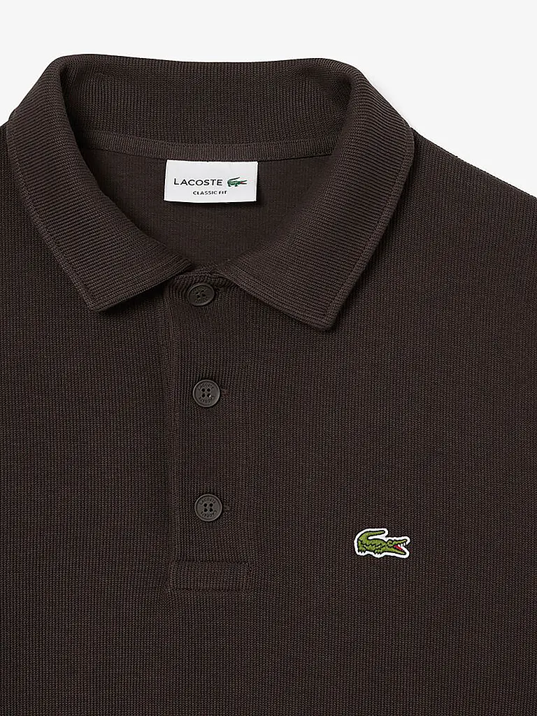 LACOSTE | Poloshirt
Marca: LACOSTE
Color: marrón
Categorías: Moda, Hombre

Largo de manga: Manga larga
Material: Algodón
Forma del cuello: Cuello polo
Diseño: Liso
Corte (Prenda superior): Regular
Estilo: Tendencia
Detalles: Logo | Marrón