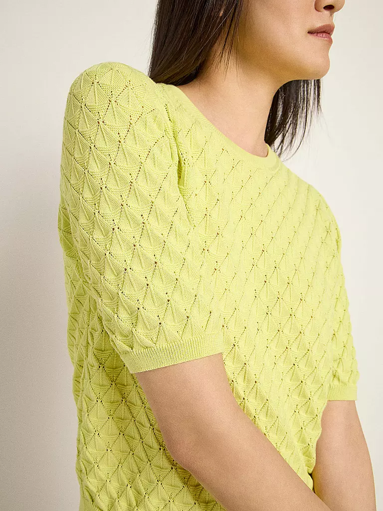 LANIUS | Pullover
Marca: LANIUS
Color: amarillo
Categorías: Moda, Mujer

Largo de manga: Manga corta
Escote: Cuello redondo
Material: Algodón
Estampado: Liso
Corte (Prenda superior): Regular
Estilo: Pure
Detalles: Patrón de punto | Amarillo