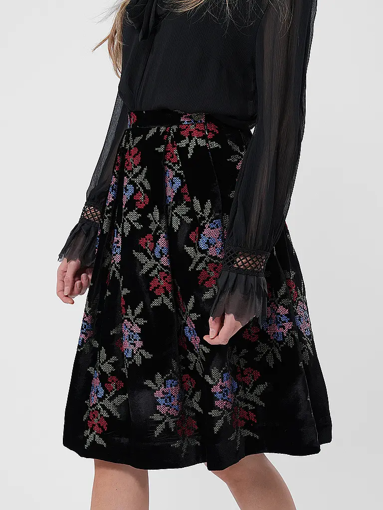 LENA HOSCHEK | Midi REBEL | 