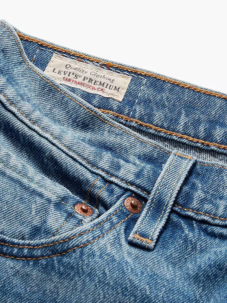 LEVI'S® | Vaqueros Mom Fit 501 | 