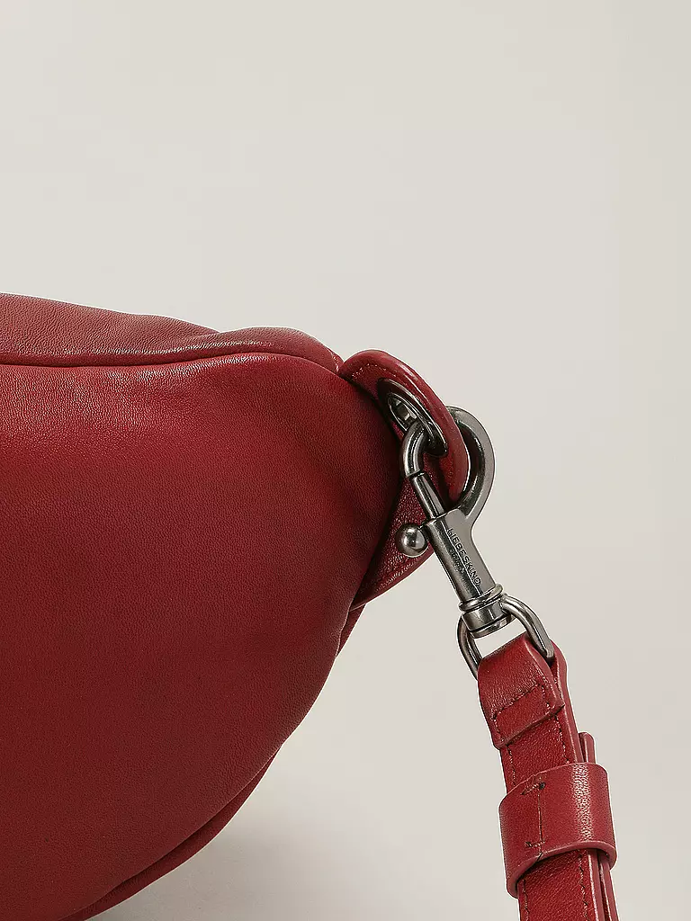 LIEBESKIND BERLIN | Gürteltasche TAVIA | Baya