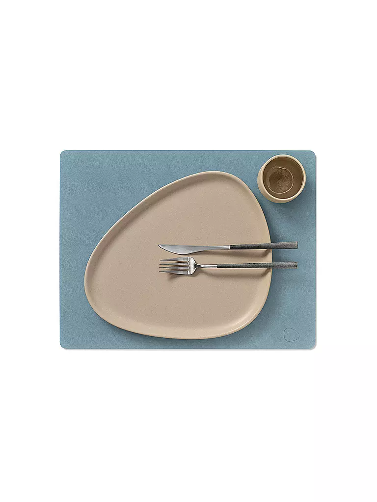 LIND DNA | Mantel individual de cuero NUPO 35x45cm Azul claro | hellblau