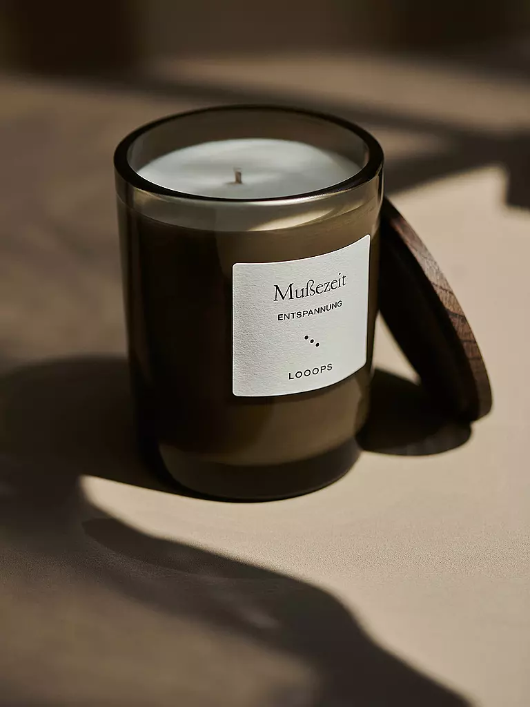 LOOOPS | Vela perfumada 75g MUSSEZEIT | Verde oscuro
