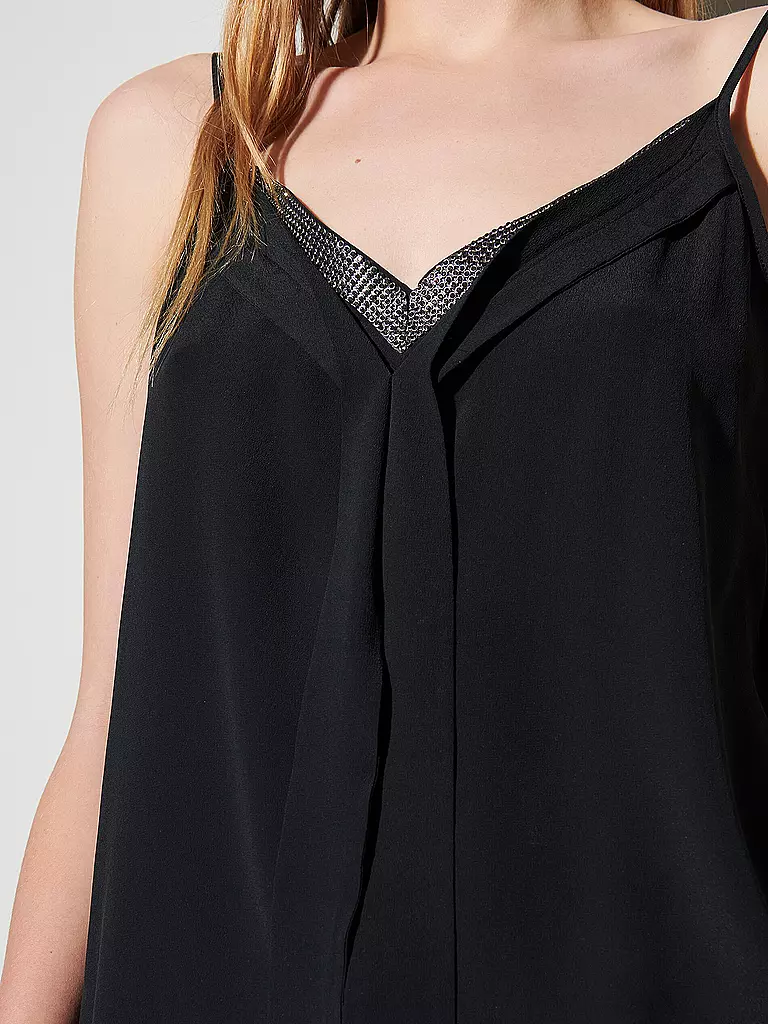 LUISA CERANO | Top | Negro