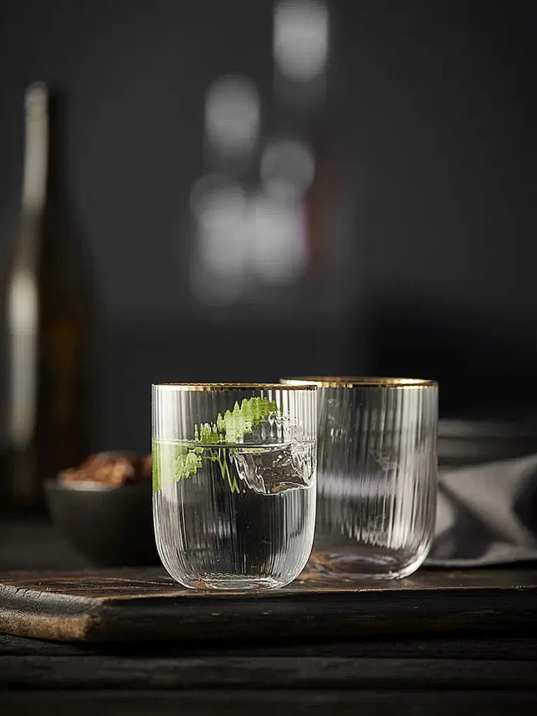 LYNGBY GLAS | Nombre del producto: Juego de vasos de 4 piezas con borde dorado PALERMO 35cl | Transparente