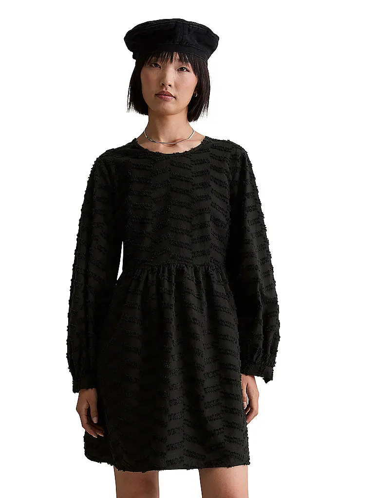 MARC O'POLO DENIM | Minivestido
Marca: MARC O'POLO DENIM
Color: negro
Categorías: Moda, Mujer

Largo de manga: Manga larga
Escote: Cuello redondo
Material: Algodón
Diseño: Liso
Corte (Prenda superior): Regular
Estilo y ocasión: Ocio
Estilo: Pure, Casual | 