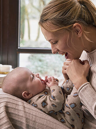 MAYORAL | Conjunto de bebé de 2 piezas vestido y pantalón