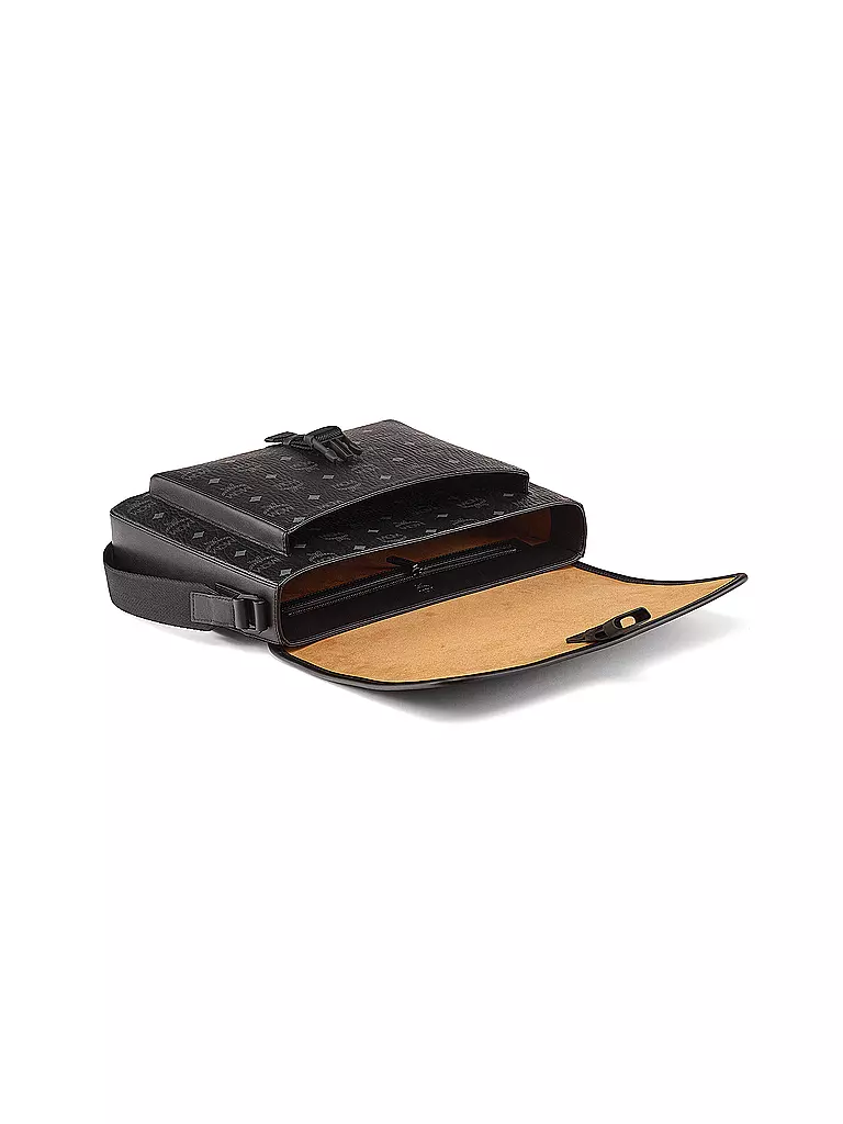 MCM | Bolso - Messenger Bag MCM KLASSIK Medium
Marca: MCM
Color: negro
Categorías: Moda,Hombre

Material: Canvas,Imitación de cuero
Estampado: Logo
Estilo: Tendencia | Negro