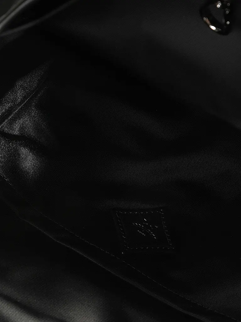 MCM | Mochila AREN | Negro