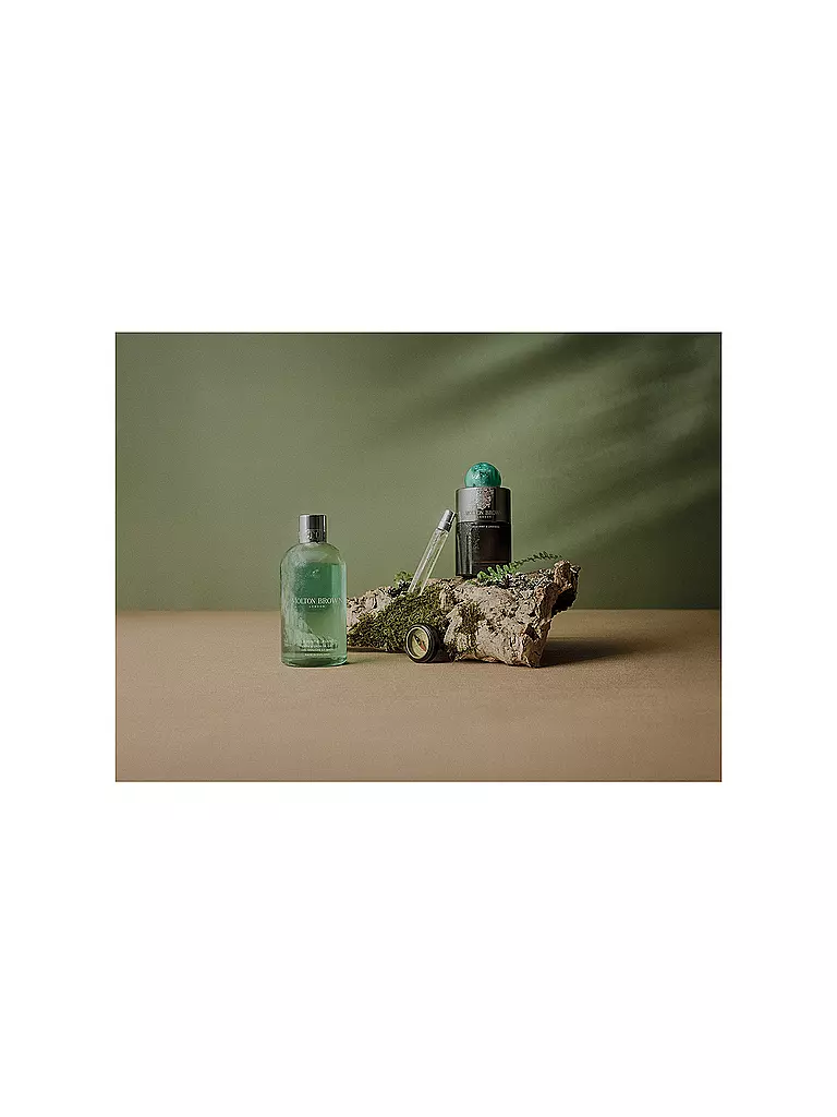 MOLTON BROWN | Gel de baño y ducha de menta silvestre y lavandina 300 ml | 