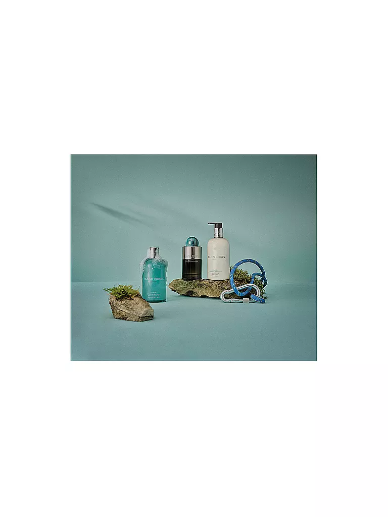 MOLTON BROWN | Gel de manos Coastal Cypress & Sea Fennel 300 ml | 