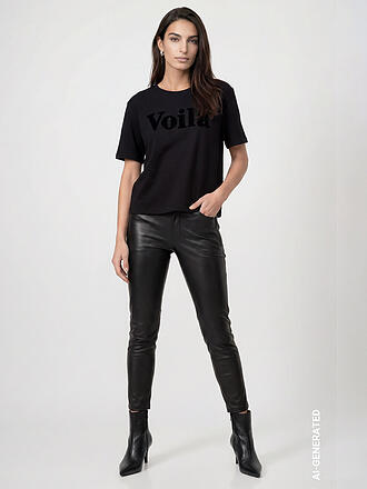 MONARI | Camiseta