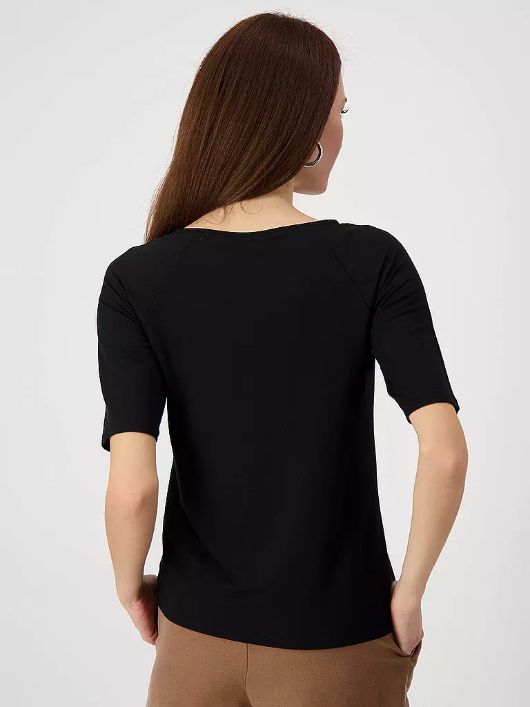 MONARI | Camiseta | Negro