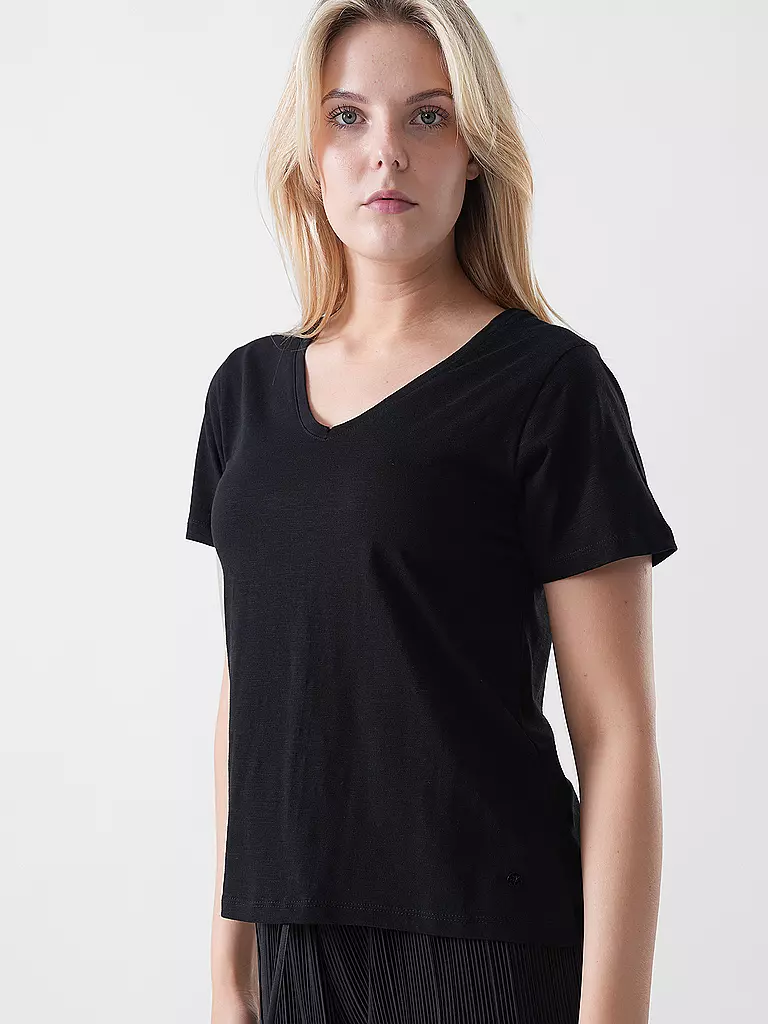 MONARI | Camiseta |