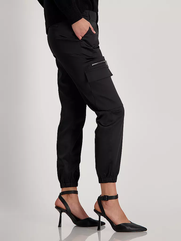 MONARI | Cargohose | Negro