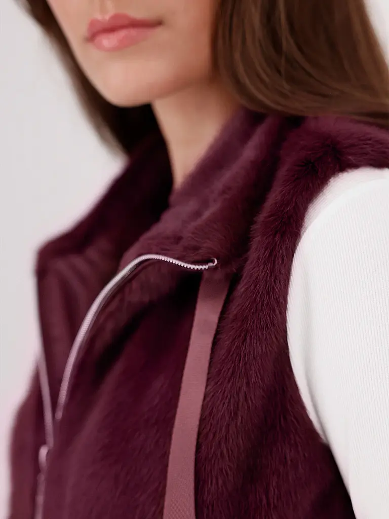 MONARI | Chaleco con aspecto de piel | 