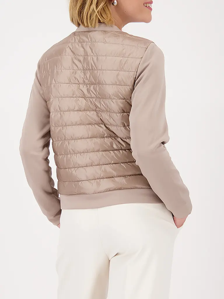 MONARI | Chaqueta acolchada ligera | Camel