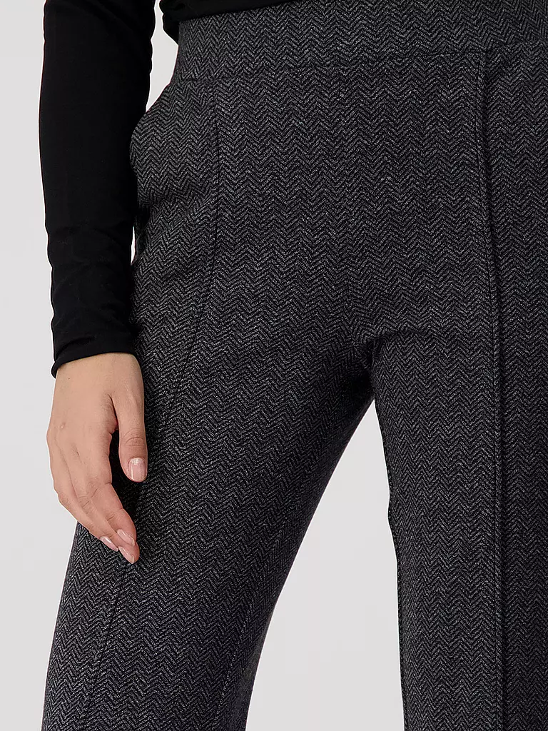 MONARI | Hose Wide Leg Fit  | Negro