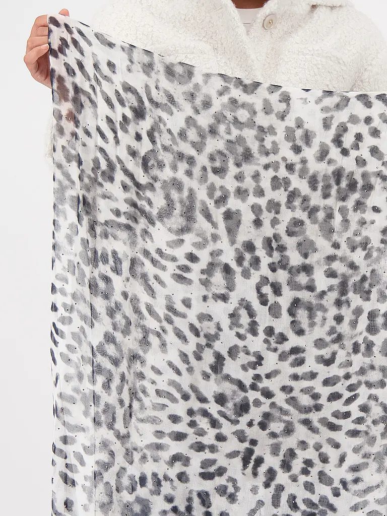 MONARI | Nombre del producto: Bufanda
Marca: MONARI
Color: oliva
Categorías: Moda, Mujer

Material: Viscosa
Estampado: Animal
Estilo: Glamour | Oliva