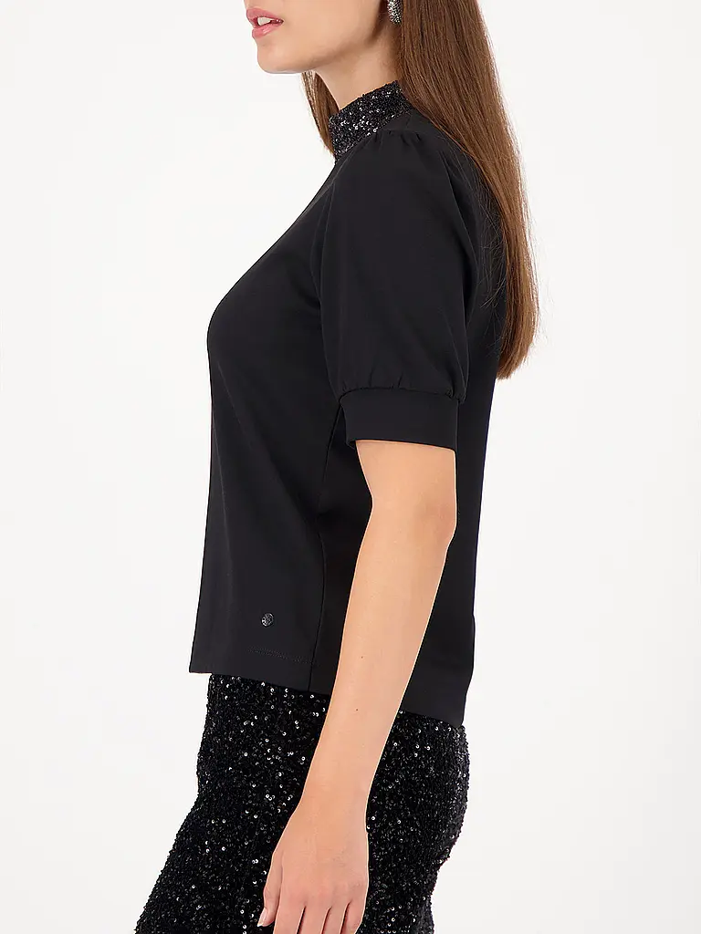 MONARI | Nombre del producto: Camiseta | 