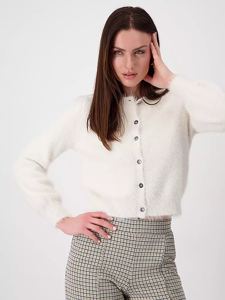 MONARI | Nombre del producto: Chaqueta
Marca: MONARI
Color: crema
Categorías: Moda, Mujer
Etiquetas: Tallas grandes

Longitud de la manga: Manga larga
Escote: Cuello redondo
Material: Poliacrílico / Acrílico, Punto
Estampado: Liso
Estilo: Glamour | Crema