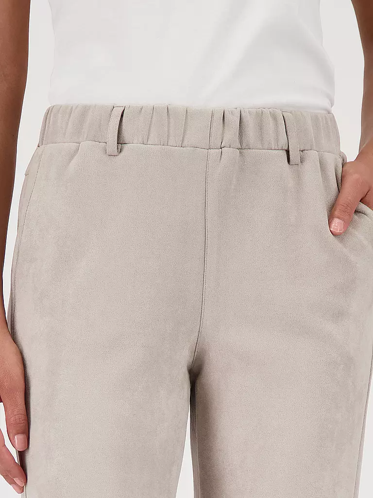 MONARI | Pantalones con aspecto de cuero |