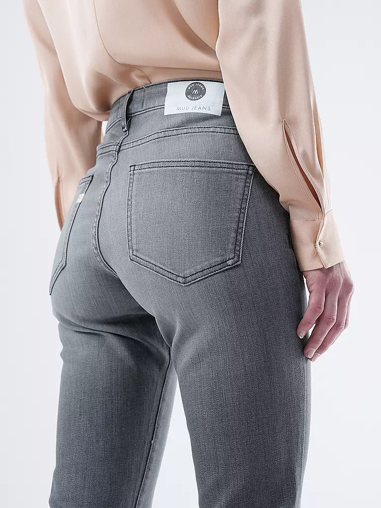 MUD JEANS | Jeans Straight Fit FAYE | Negro