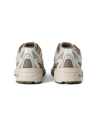 NEW BALANCE | Sneakers 740