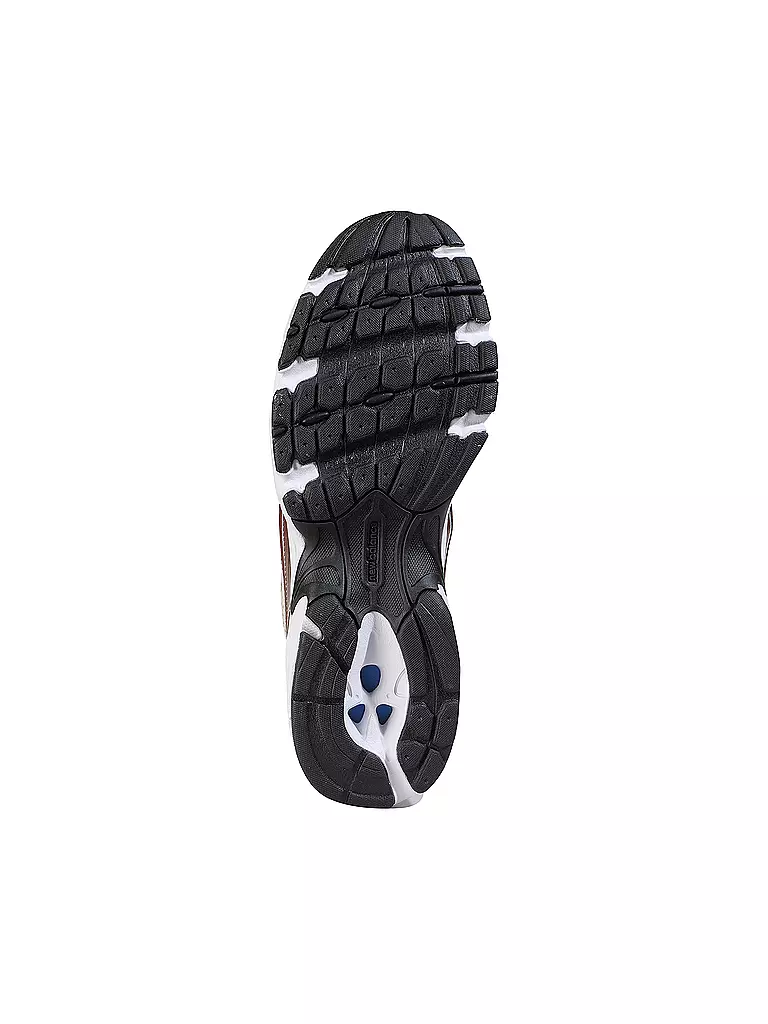 NEW BALANCE | Zapatillas 740 | 