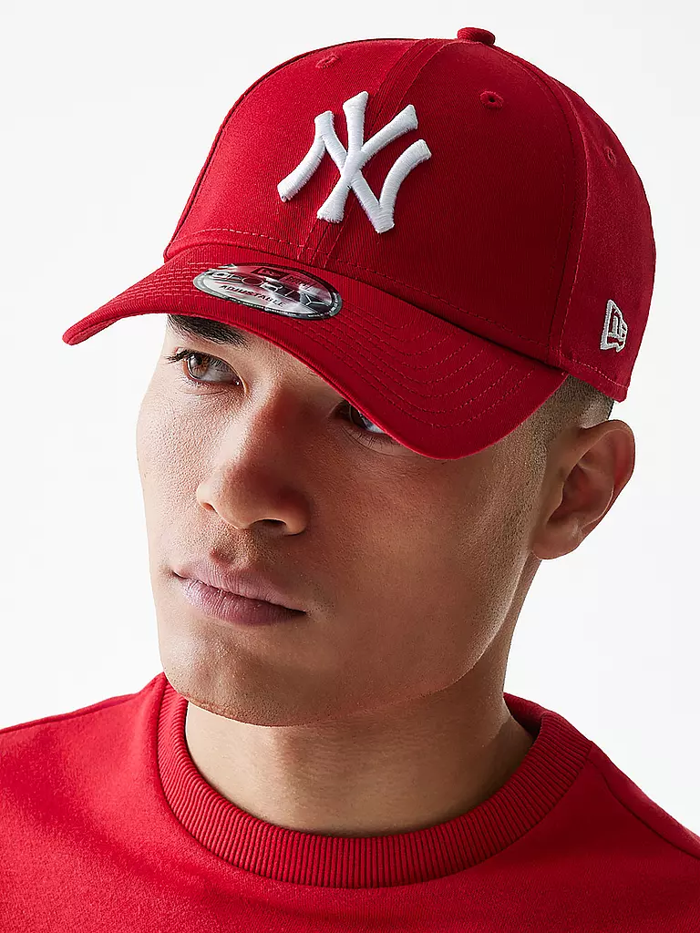 NEW ERA | Gorra LEAGUE ESSENTIAL 9FORTY NY | Rojo